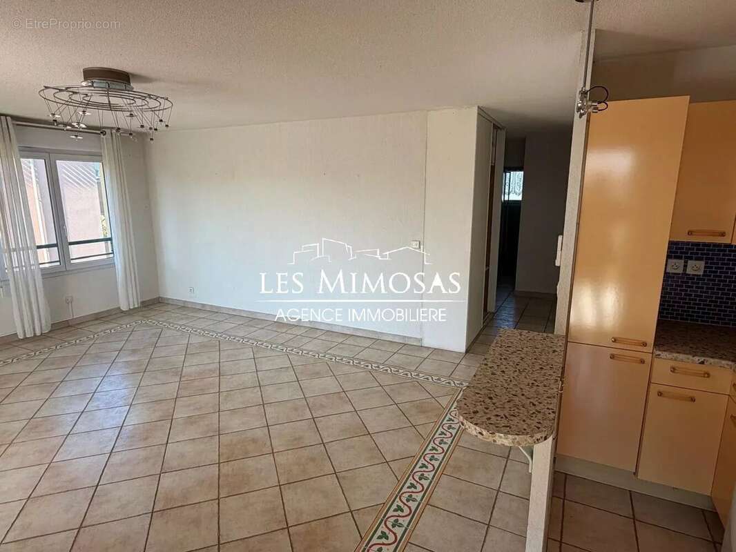 Appartement à FREJUS