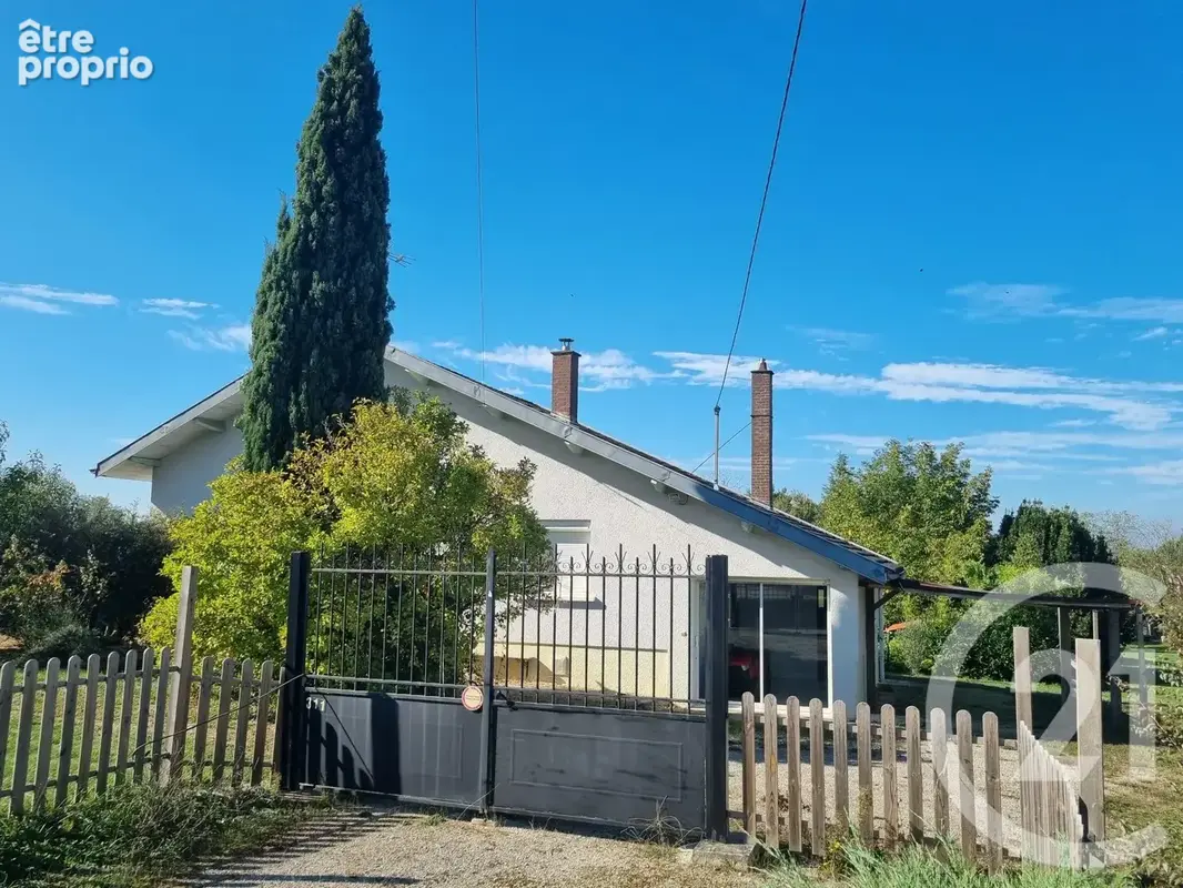 Maison 4 pièces 85 m² à vendre à La Chapelle-Naude (71500) - photo 2