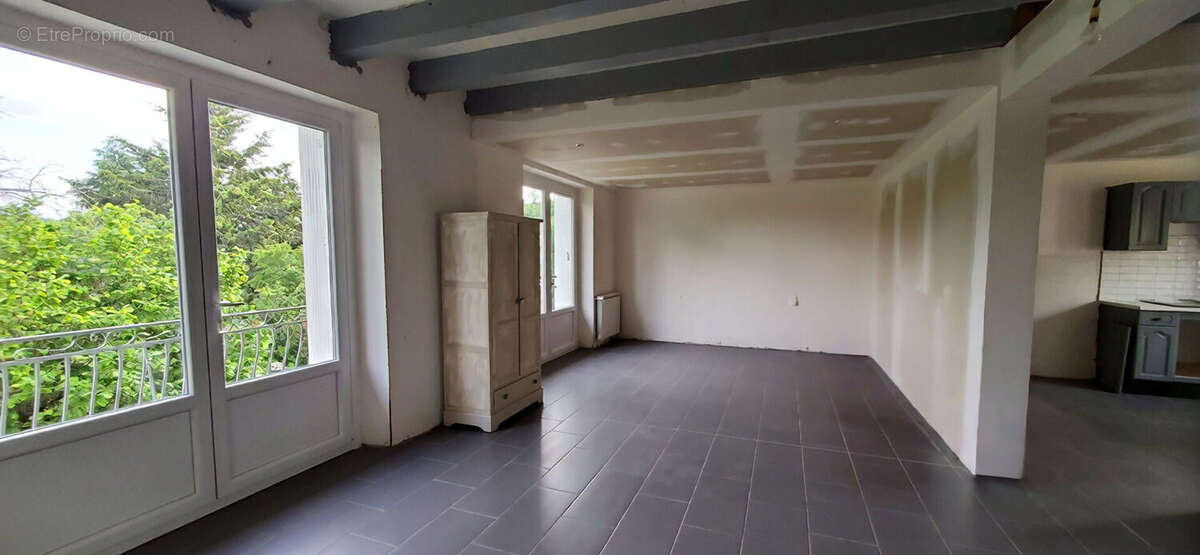 Maison à LES TERNES