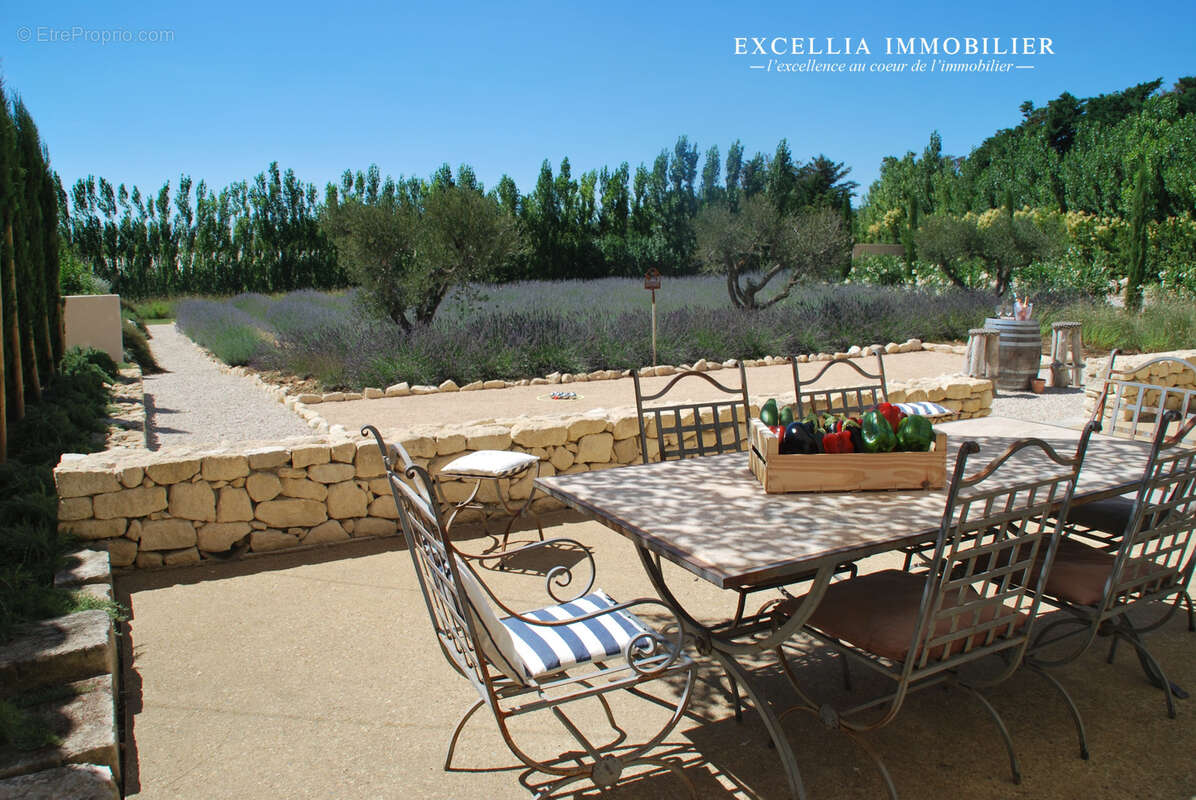 Maison à MAUSSANE-LES-ALPILLES