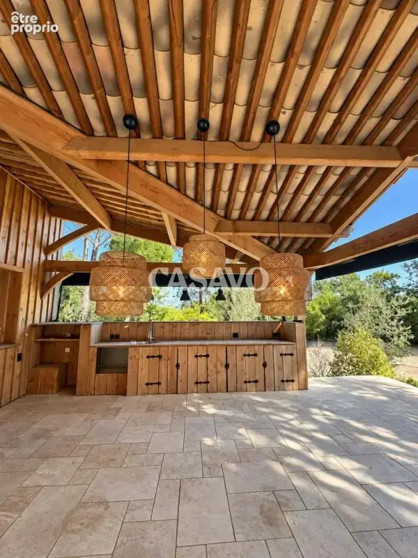 Photo Maison à Alleins au prix de 370 000€