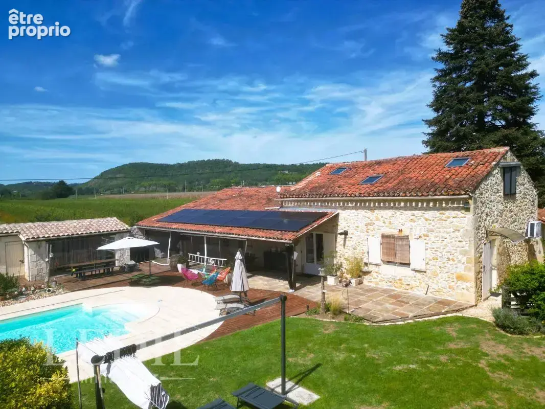 Propriété 3 habitations en pierres-piscine-grange - photo 3