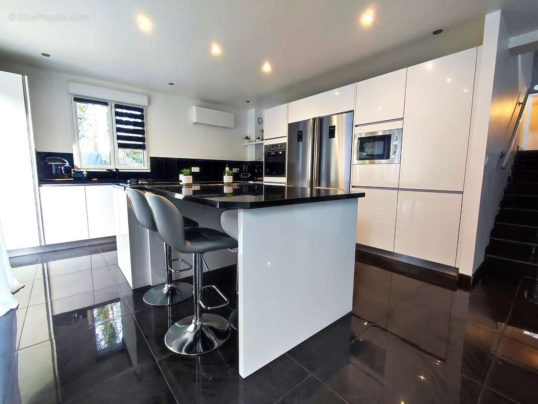 Maison à ASNIERES-SUR-OISE