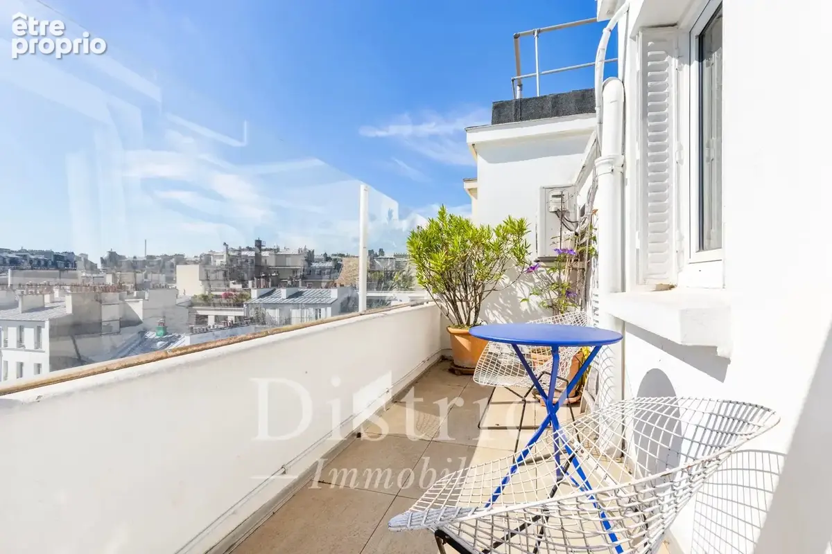 Champs de Mars - Saint Dominique. Appartement de 112m² au dernier étage, terrasse de 12m² avec magnifique vue plein soleil. - photo 18