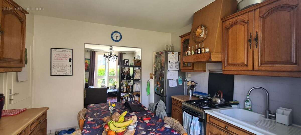 Maison Clisson 5 P . 3 Chs . Bureau . 81.29 M² . T 377 M² . Terrasse . Garage - photo 7