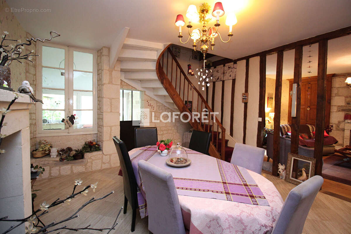 Maison de maître - Moulin avec piscine Nontron 7 pièces 304 m2 habitable - photo 7