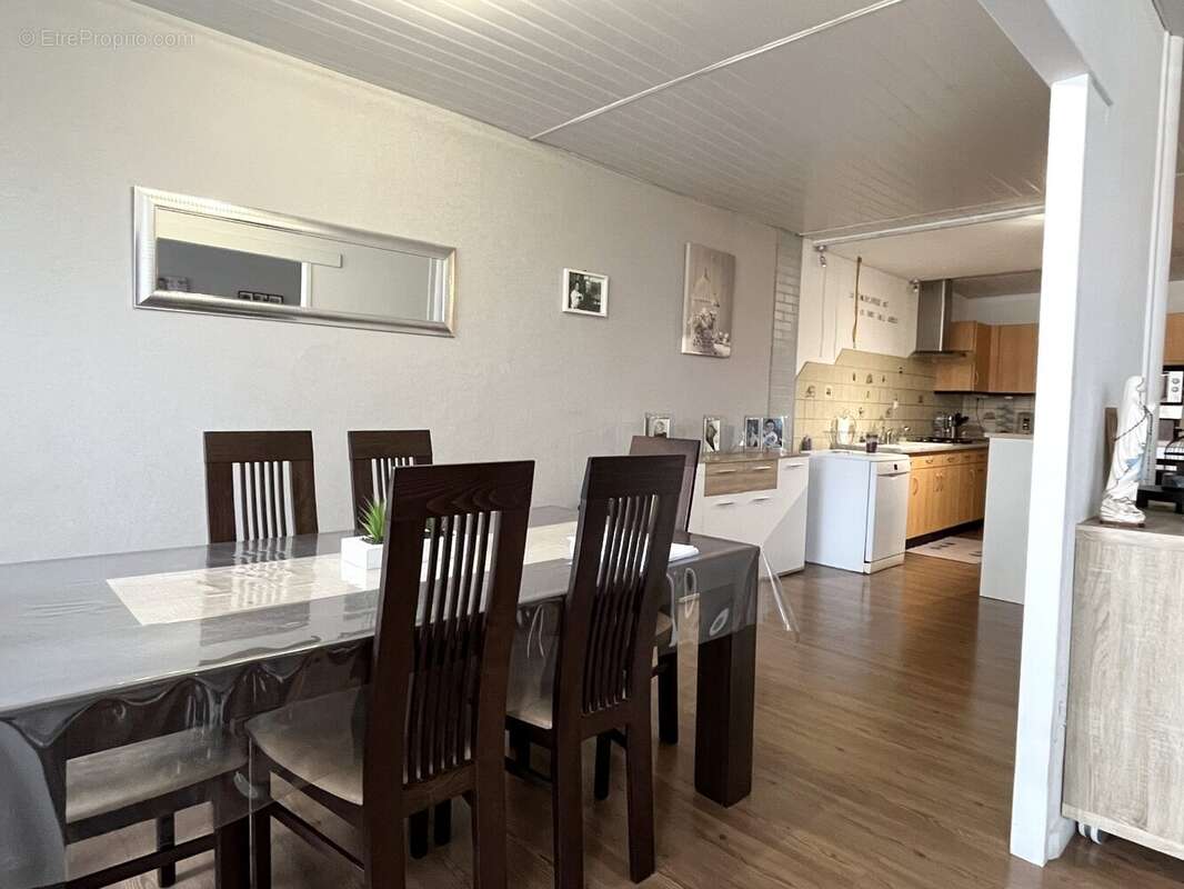 Maison 320 m² à Lorquin  - photo 6