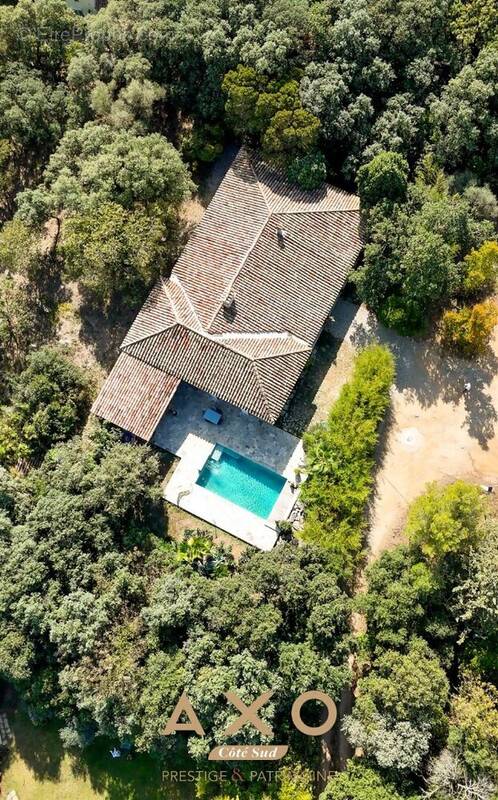 Maison à CASTELNAU-LE-LEZ