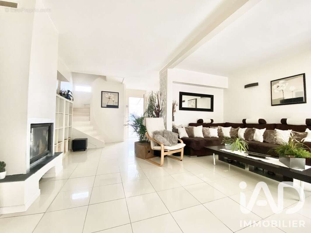 Appartement 93 m² à Thiais  - photo 9