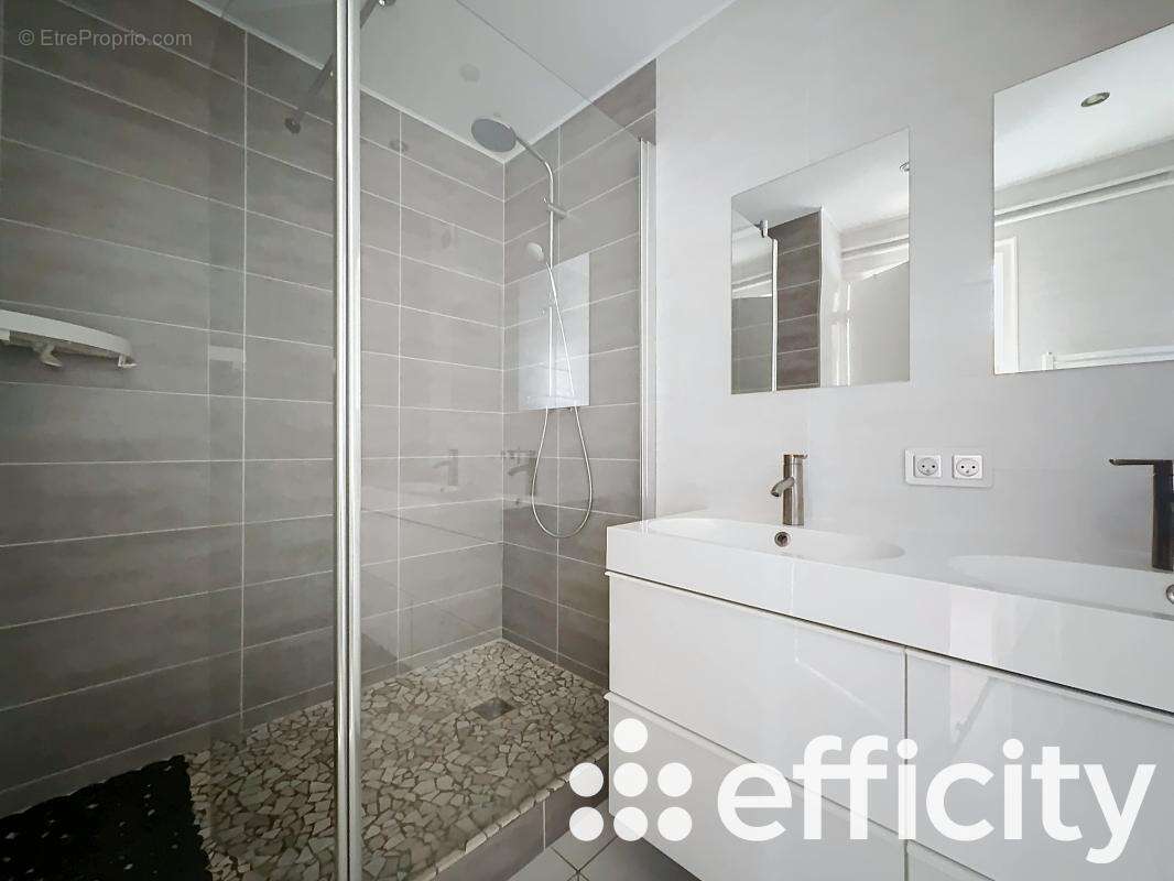 Maison à RILLIEUX-LA-PAPE