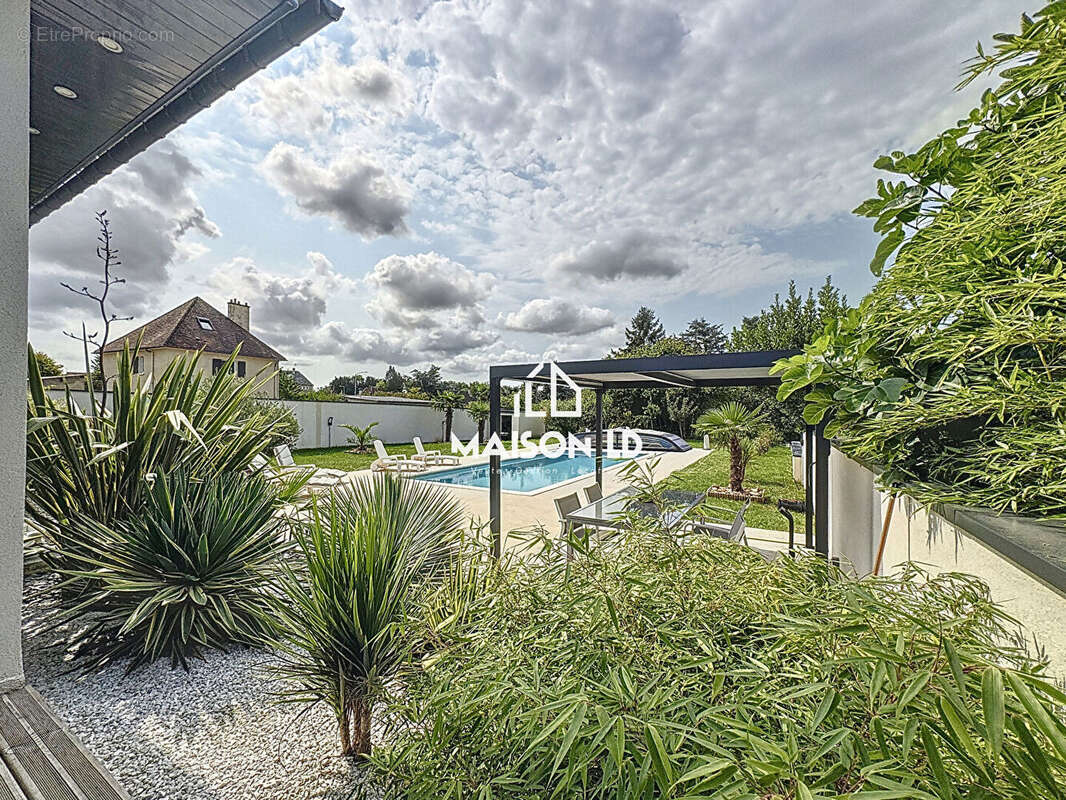 Maison à BARON-SUR-ODON