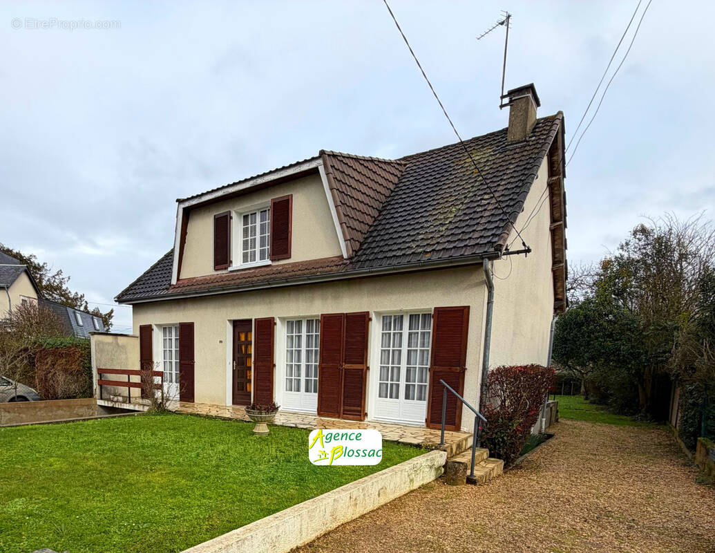 Maison à CHATELLERAULT