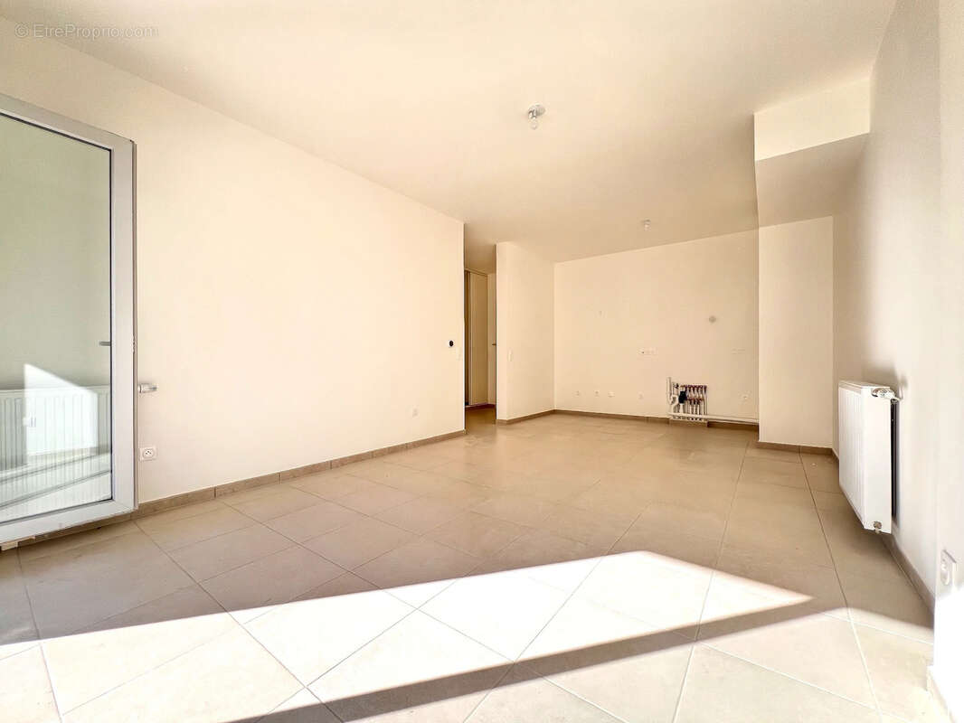 Appartement à ROSNY-SOUS-BOIS