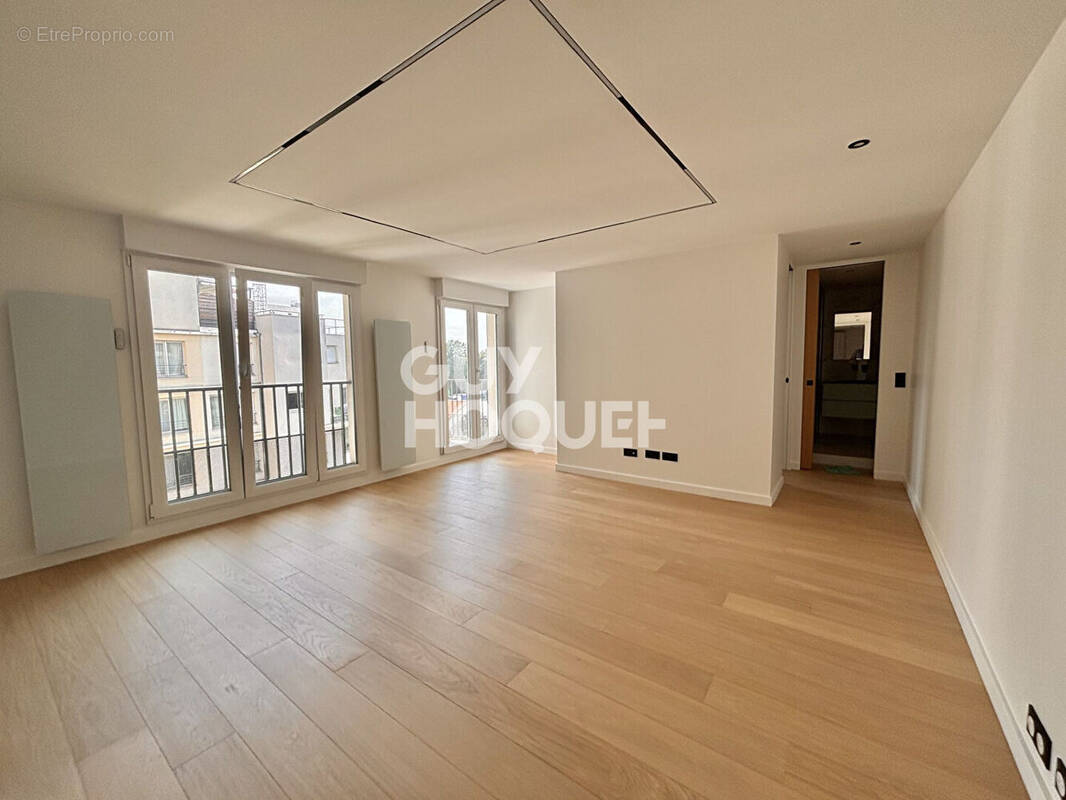 Appartement à SAINT-OUEN