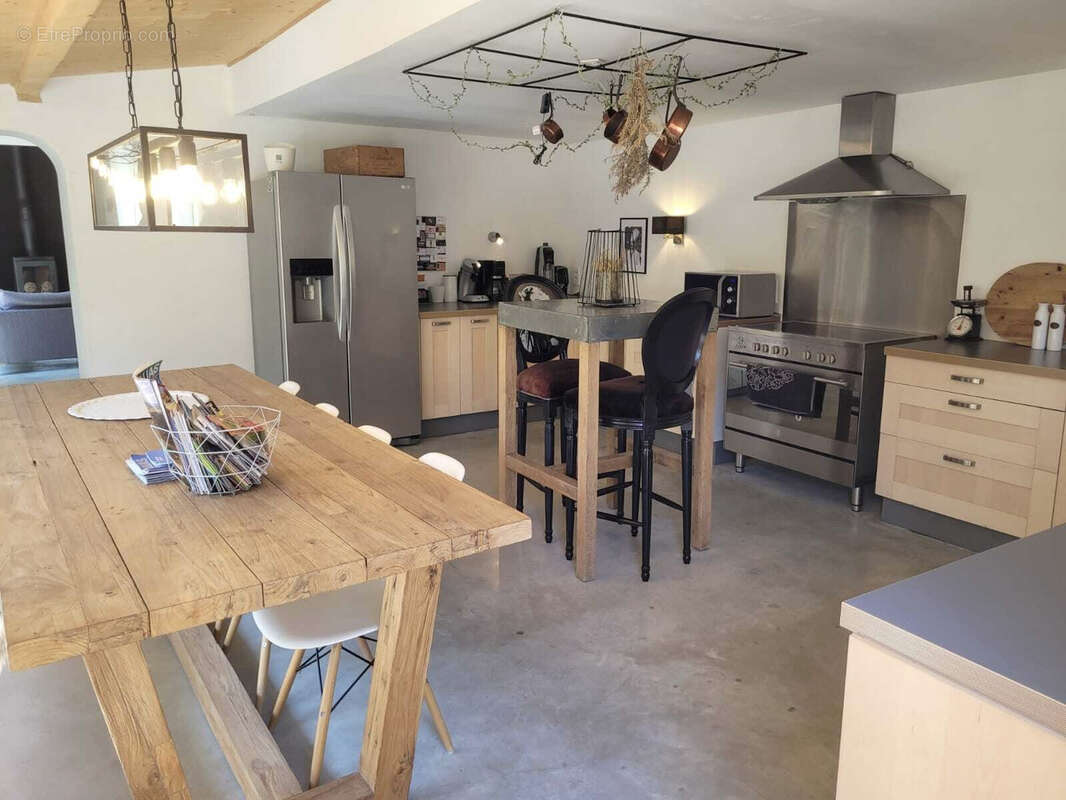 Maison à UZES