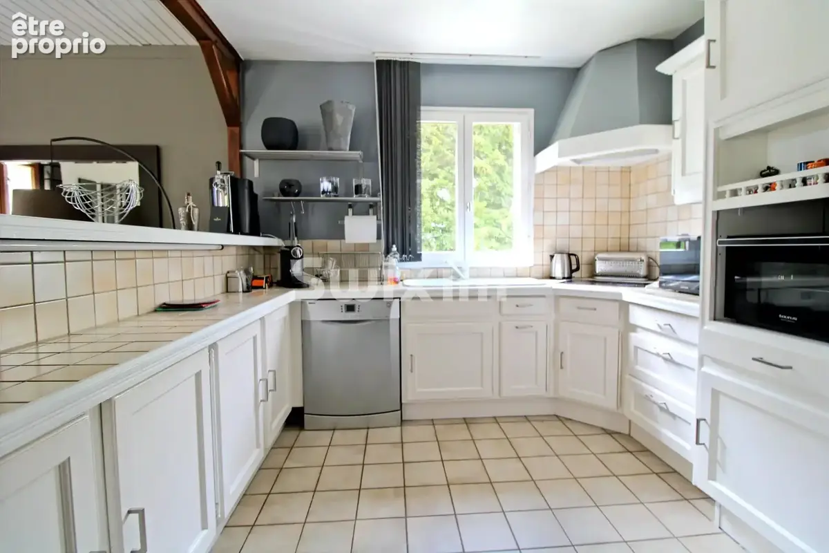Maison familiale avec terrain de 1 500 m²,  fort potentiel d'aménagement - photo 5