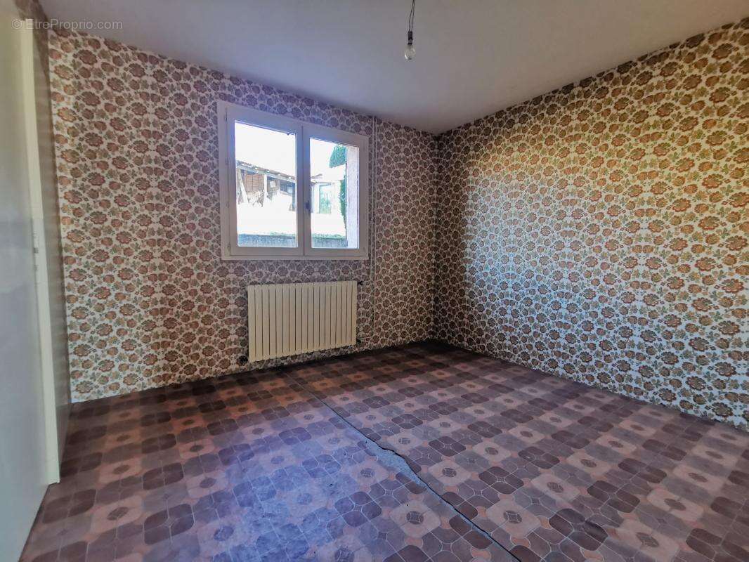 Maison à SAINTE-FOY-L&#039;ARGENTIERE