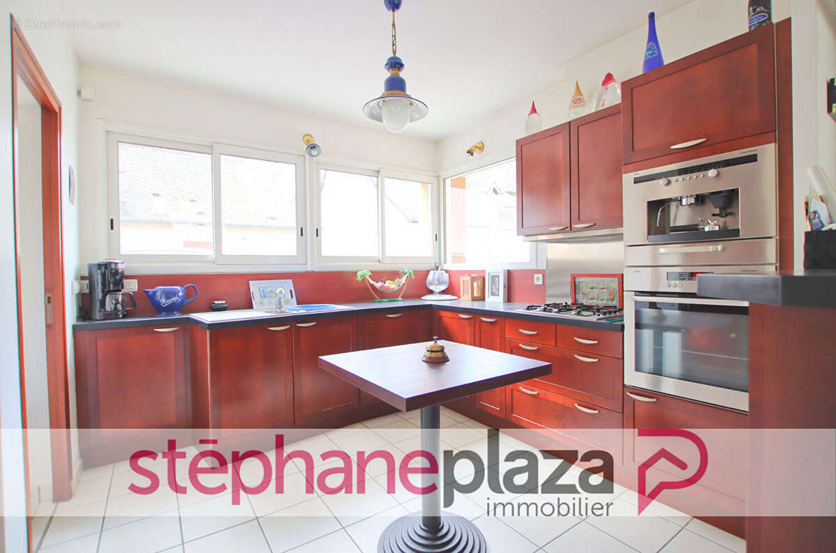 Maison à NOYAL-SUR-VILAINE