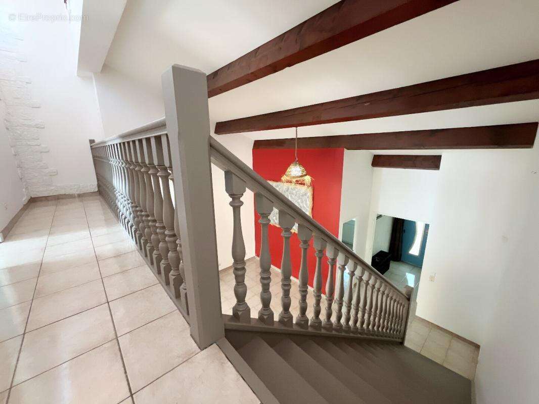 Magnifique maison en R+1 de 150 m² avec jardin deux faces sans vis-à-vis sans travaux - photo 16