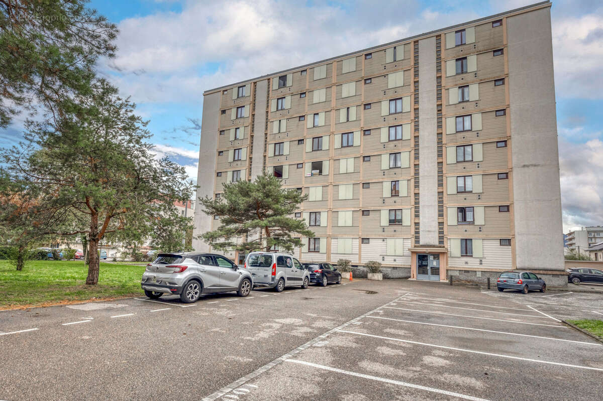 Appartement à ECHIROLLES