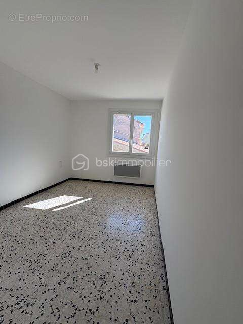 Appartement à SAINT-CHRISTOL-LES-ALES