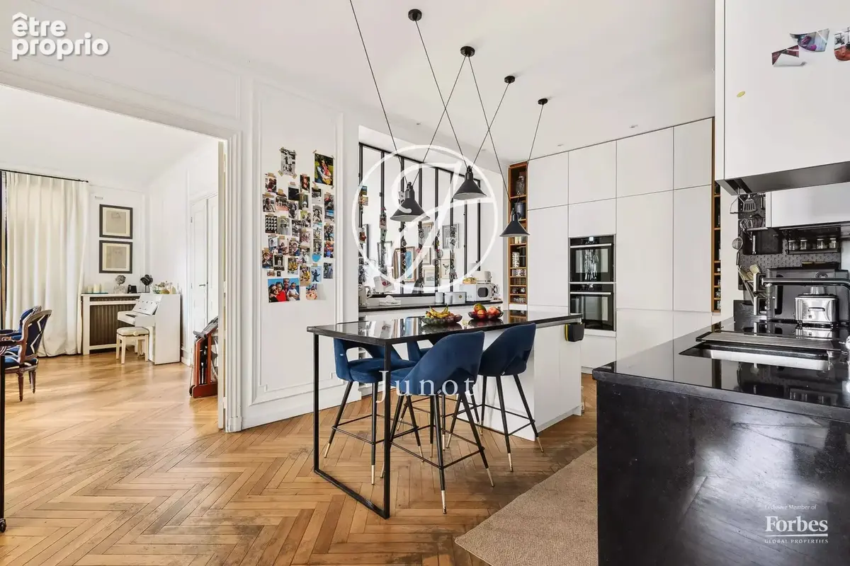 Paris 16e - SCHEFFER / TOUR - Appartement - 6 pièces - 203,34m² Carrez - 4 chambres - photo 8