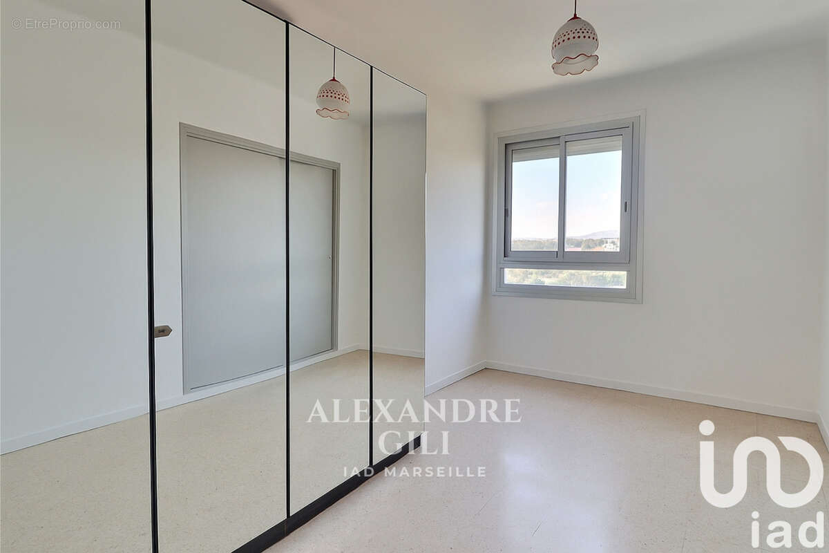 Photo 8 - Appartement à MARSEILLE-11E