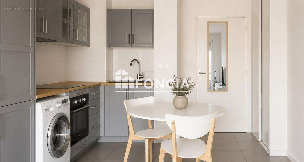 Appartement à CASTELNAU-LE-LEZ