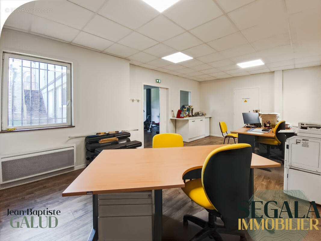 Commerce à BLAYE-LES-MINES