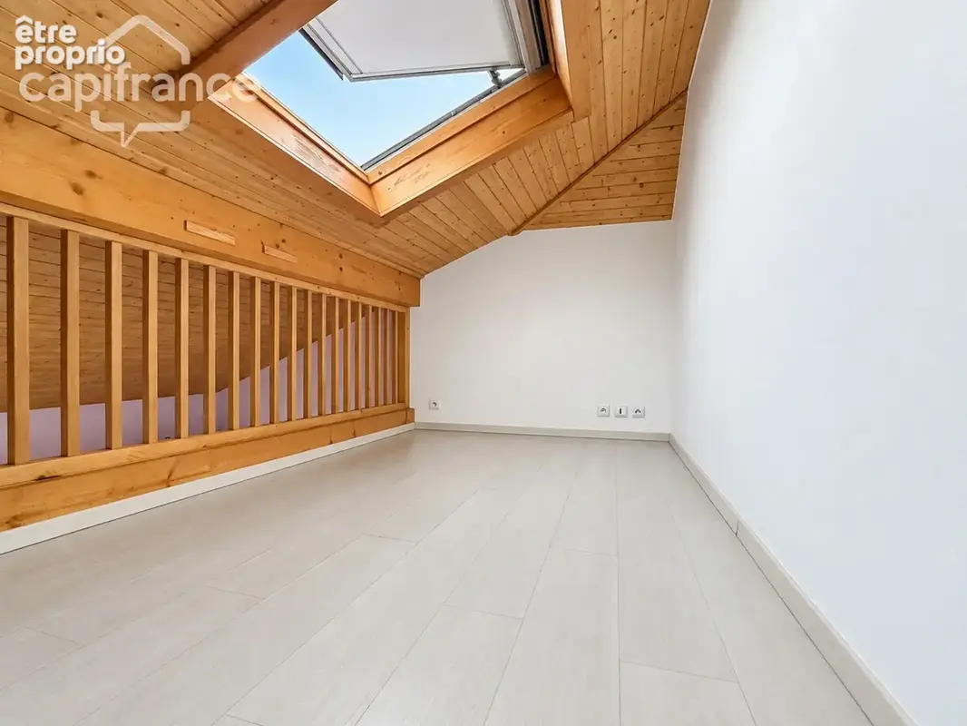 En Exclusivité - DUPLEX à vendre – 3 Chambres, Terrase et Balcon - MARIGNIER (74) - photo 9