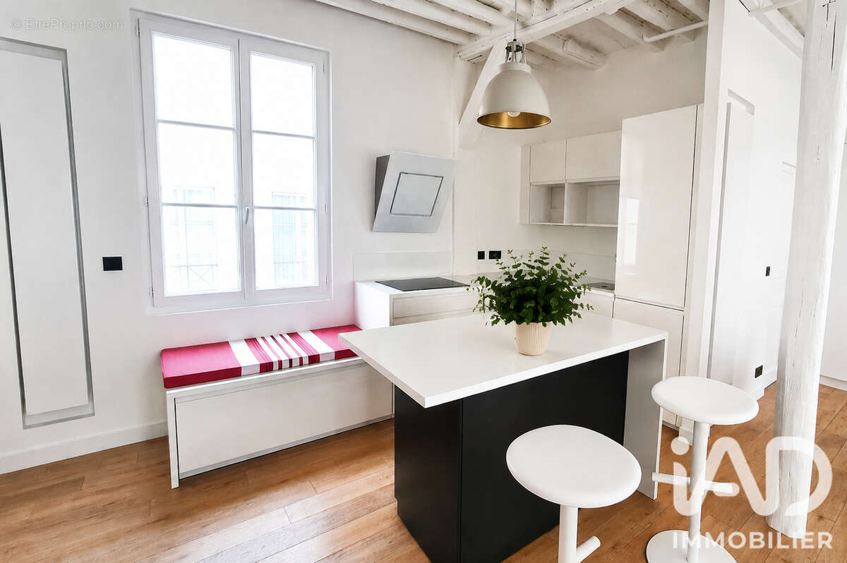 Photo 3 - Appartement à PARIS-6E
