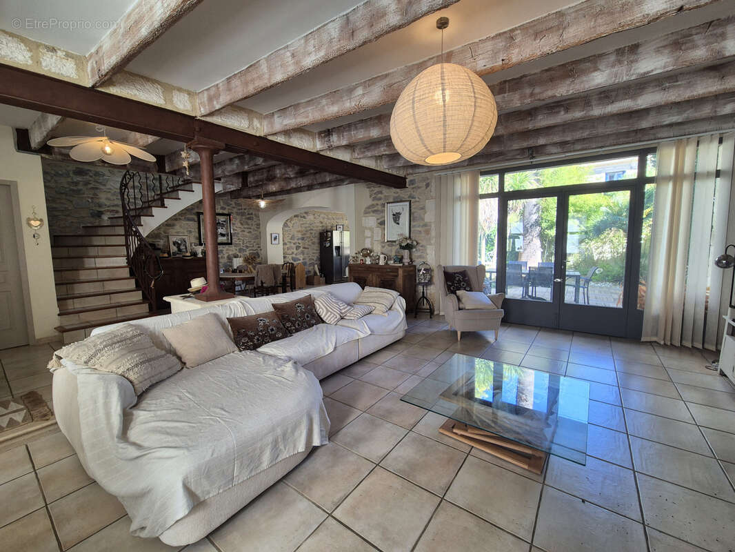 Maison à SAINT-LAURENT-D&#039;AIGOUZE