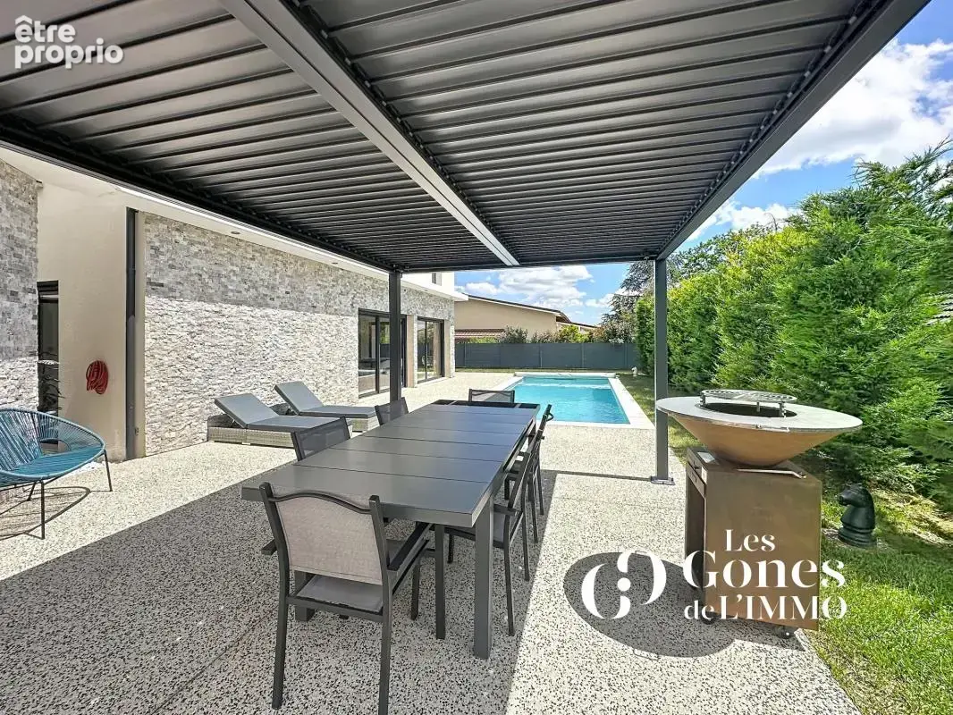 Villa  t5 - 180m2 - piscine - terrain 1490 m2- double  garag - photo 12