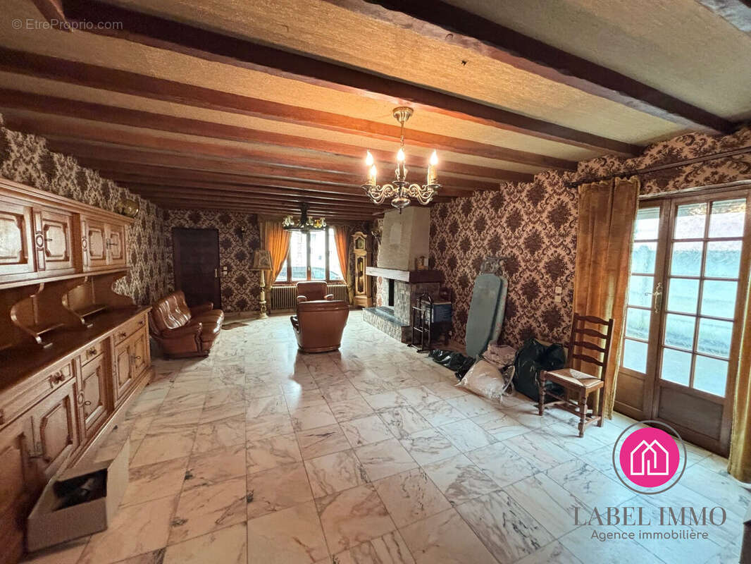 Maison à BRUAY-SUR-L'ESCAUT