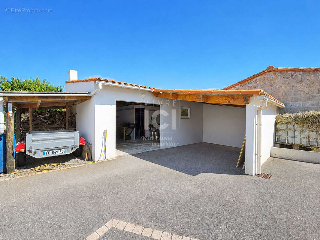 Maison Pont Saint Martin 6 pièce(s) 125 m2 - photo 12