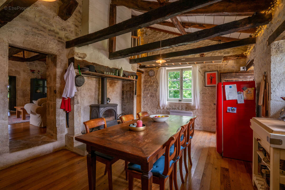 Maison à BAGAT-EN-QUERCY