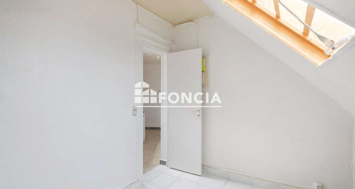 Studio avec cuisine dinatoire bd de magenta - photo 4