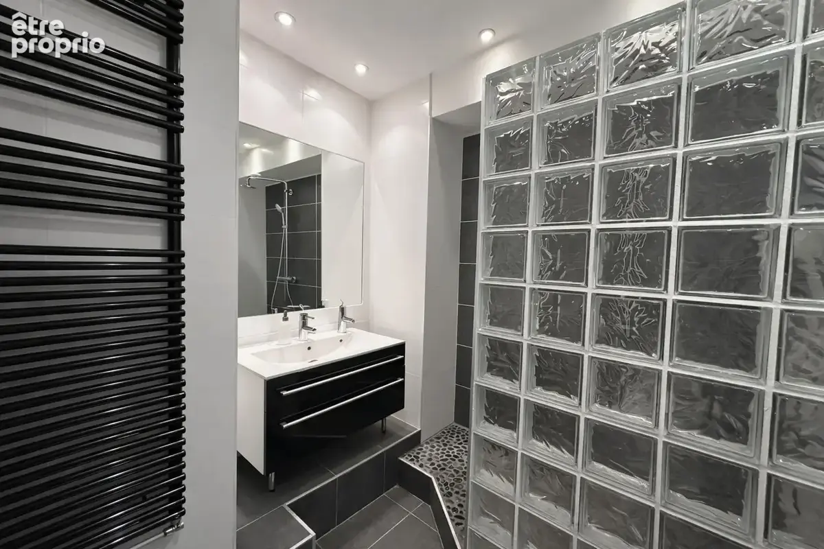 RARE en Hyper centre de TOURS appartement type 3 de 100m2 - photo 2
