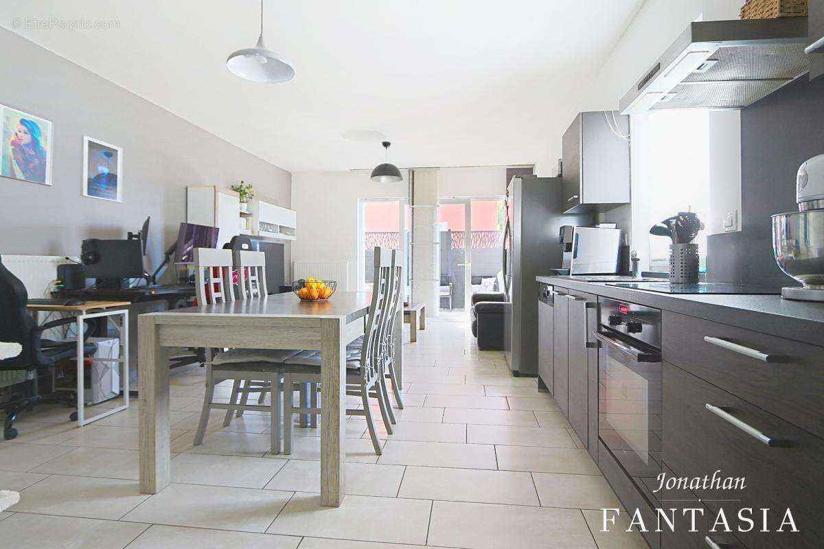 Il a tout pour plaire : appartement 2 pièces de 59,37 m² avec terrasse, garage et stationnements à Escherange - photo 11