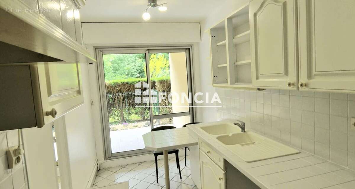 Appartement à SAINT-CYR-L&#039;ECOLE