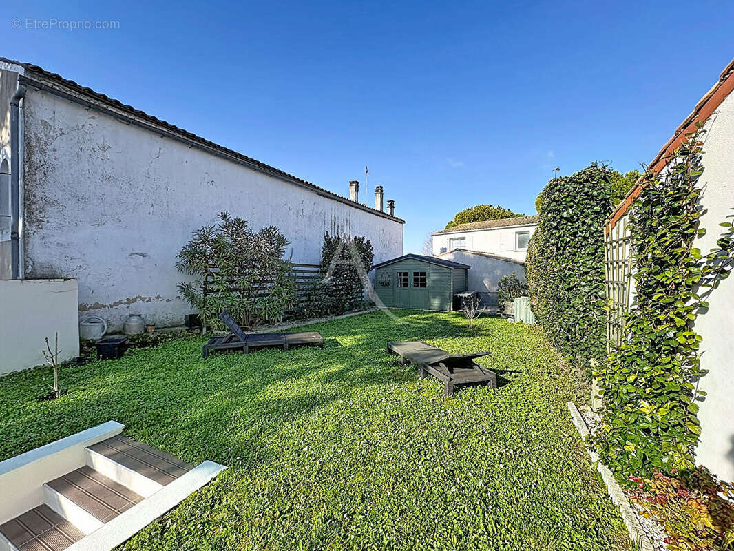 Maison à THAIRE
