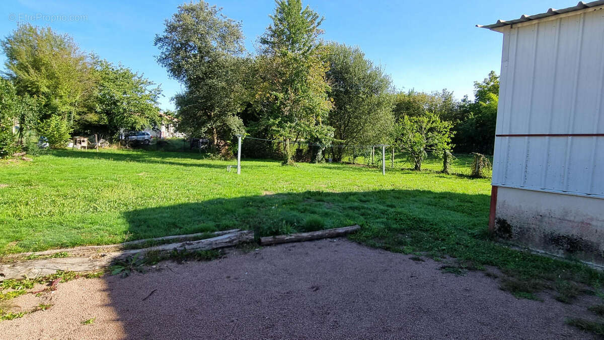 20250917_103403 - Maison à PIEGUT-PLUVIERS