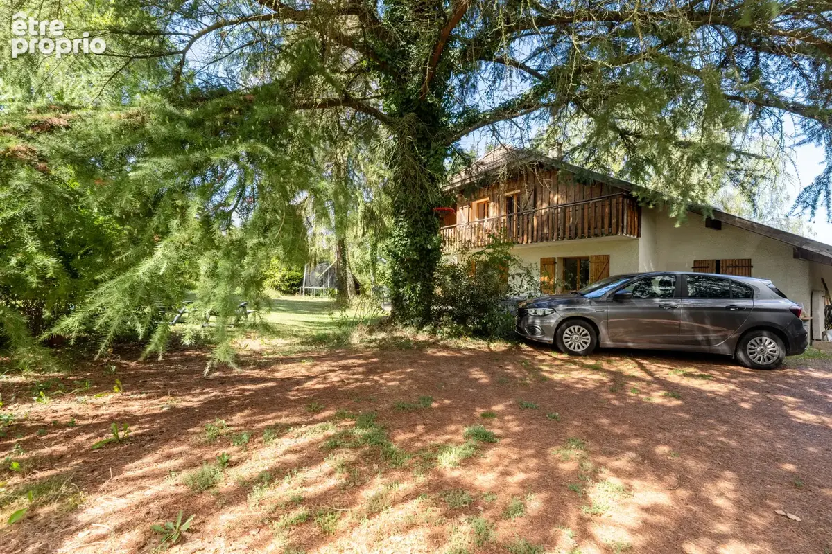 Maison dans un environnement calme et verdoyant - photo 23