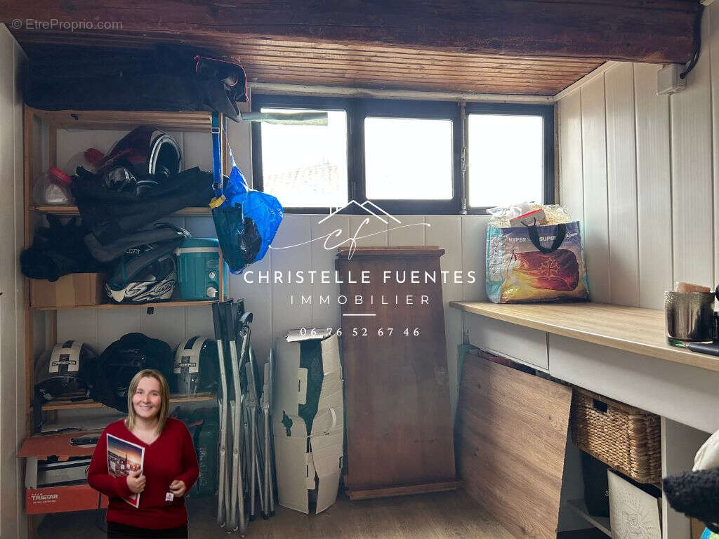 Appartement à POUSSAN