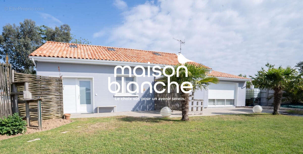 Maison à ANGLES
