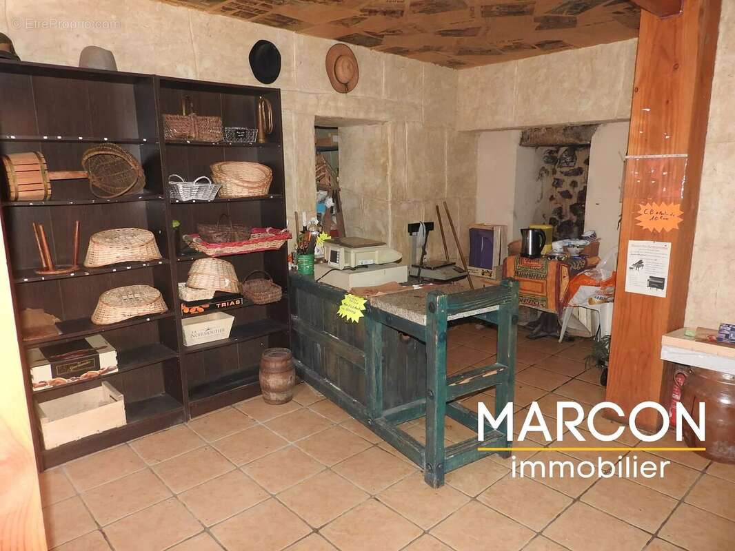 Maison à MOUTIER-ROZEILLE