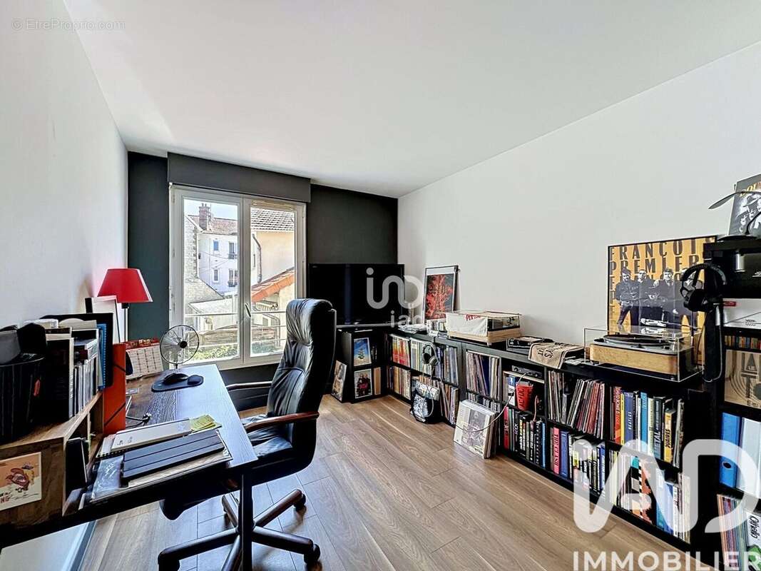 Photo 7