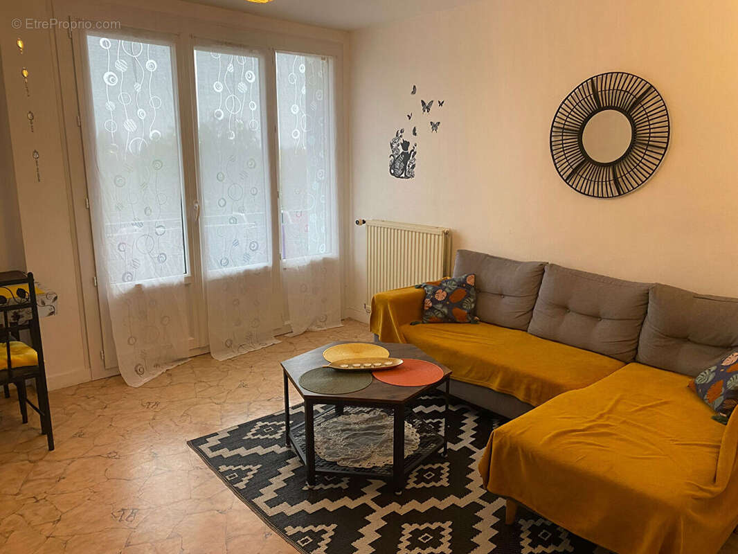 Appartement à SAINT-SEBASTIEN-SUR-LOIRE