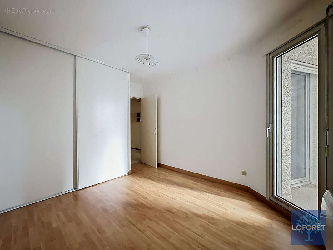 Appartement T2 parking couvert et cave - photo 4