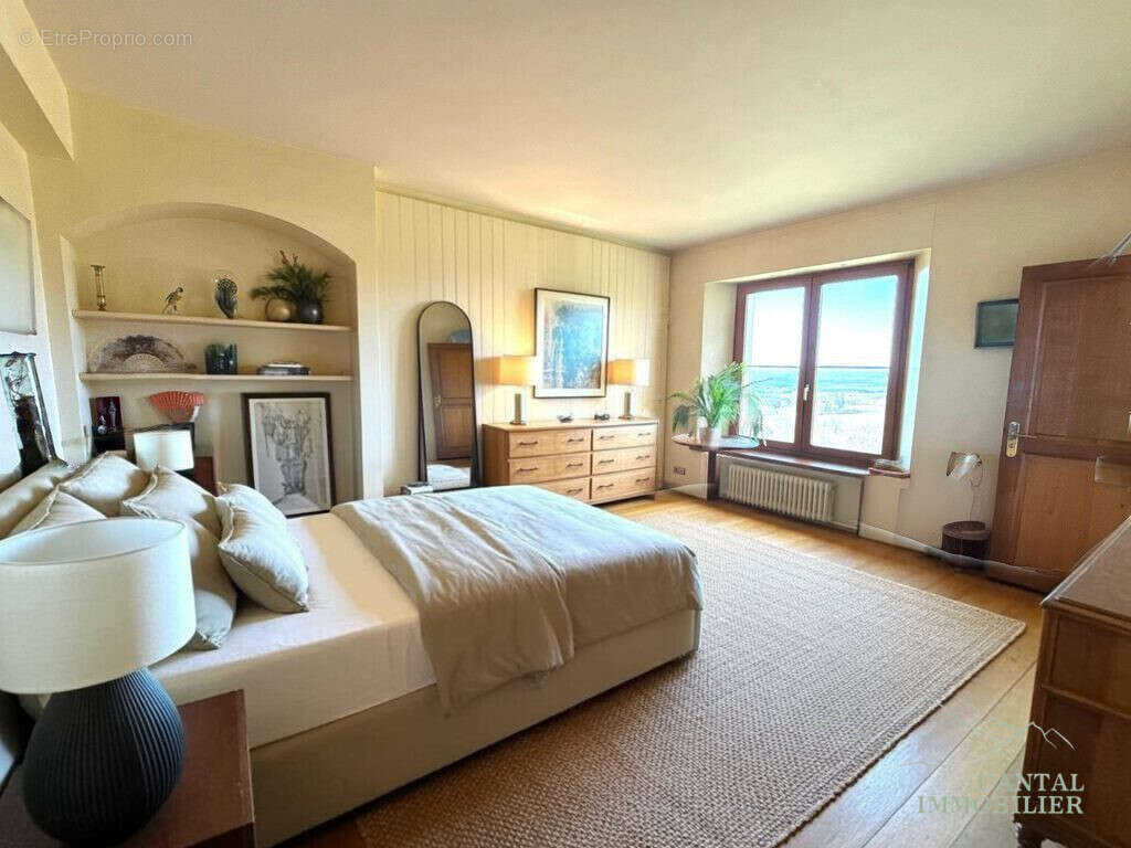 IA CHAMBRE 1 - Maison à CLAVIERES